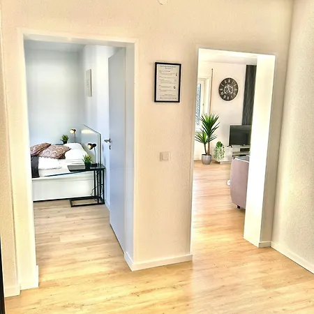 Apartment Diamond Apartments: Residenz Dreilaendereck Nahe Flughafen *