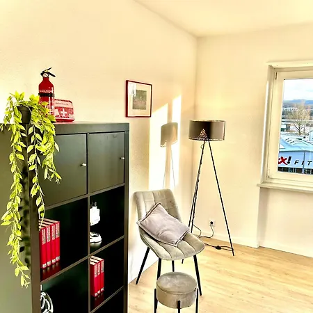 Diamond Apartments: Residenz Dreilaendereck Nahe Flughafen Apartment *