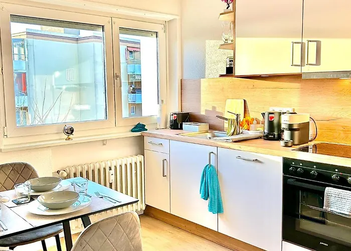 Explore Ch & Fr 公寓